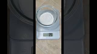 How To Use a Kitchen/Food Scale! #baking #thebakedscientist #kitchenscale #howtomeasure