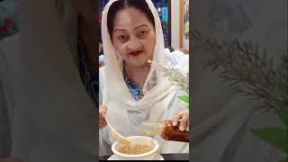 #Hot n Sour Soup k sath Mazay ki baten #howtoachievesuccessinlife #ytshorts