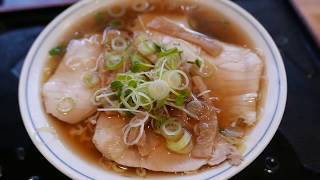 Japanese Street Food   Tsukiji Market MUST EATS Sashimi, Ramen, Seafood Japan