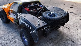 Losi Baja Rey gets a new setup 🔥         🏁 No retreat no surrender 🏁