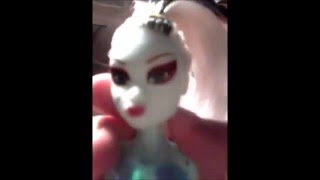 Моята нова фалшива мини кукла Франки от Monster High с бонбонки