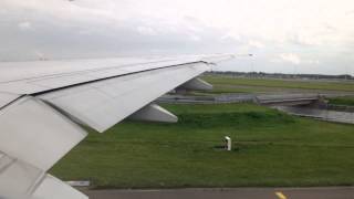 Garuda Indonesia 777-300ER Taxi and Take Off Amsterdam