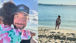 Daddy's Little Queen: Serena Williams' Daughter Olympia Lavished with Love on Beach Vacation