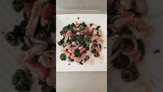 Spinach, Strawberry Chicken salad #shorts