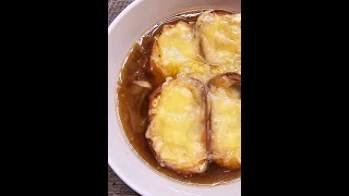 Ooh La La! ❤️ Classic French Onion Soup 🧅🧀🥖🥣