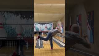 Teaching hecklers how to bowl #bowling #pba #howto