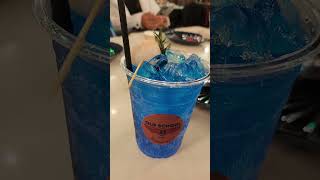 old school kafe.. blue drink..