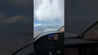 Bumpy Cloud Incoming!! Pilots and Aviation #pilotlife #aviationlovers