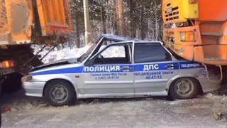 Дураки и дороги 2024 - Подборка лучших авто приколов "Попробуй не засмеяться 😂" (30 минут) #12