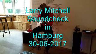 Larry Mitchell pIaying in Hamburg