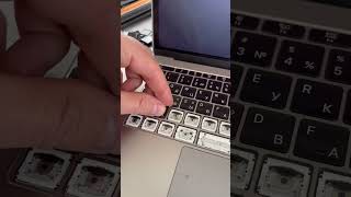 Перестановка кнопок на MacBook