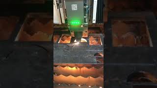 6KW fiber laser cutting machine for 12 mm carbon steel with Oxygen