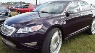 Ford Taurus on 28" Davin Sham