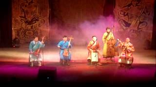 "Tenger" Mongolian throatsinging band - Hunter