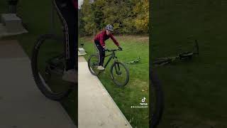 No-footers! #mtb #mtbjumps #mtbbike #mtbjump