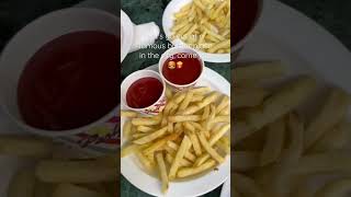 Best Burger Place In Pune❤️#foodvlog #travelvlogs #food #punefood #burger #fries #shorts #youtube