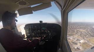 Landing at El Paso, Texas USA on a Cessna 172 part 1