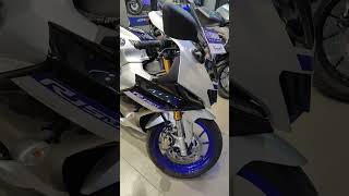 NEW R15 M