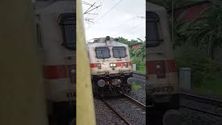 #12636 MDU MS Vaigai SF Express crossing CGL EMU near Tambaram | Indian Railways |