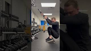 Deep Squat Alternating Pulldown