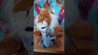 singing moving in the jungle the lion sleeps tonight toy, I am selling on ebay UK *retrobilia*