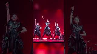 Su, Moa, and Momo KICKING ASS // Road of Resistance // BABYMETAL