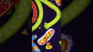 WormsZone 🐍 big snake vs big snake👻👻👻 #snakekrndgamer #worms #shorts #snake