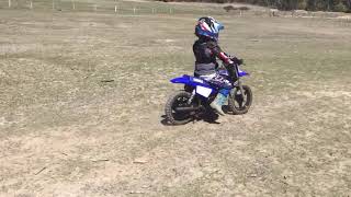 4 year olds first ride of  2017 Yamaha pw50 without training wheels