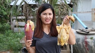 How to grilled chicken with banana flower - Beautiful Girl Cooking - Village Food Factory