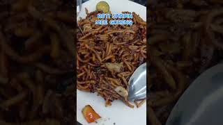 ROTI SARDIN VS MEE GORENG MAMAK