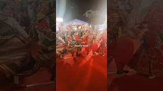 Galgoto Me #garba #gujaratigarba #dance #songs #dandiya #shorts #ytshorts #navratri #snaptripstories