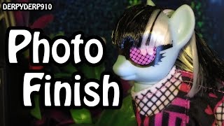 Pony Mania Photo Finish’s Fashion Show – My Little Pony Toy Review/Parody/Spoof MLP