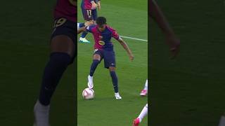 This new lamine yamal football skill feature might save you some day White #trending #youtubeshorts