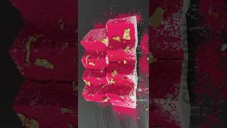 Crunchy magenta and gold crumble #shortscreate #oddlysatisfying #gymchalk #satisfying