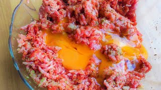 Молотые отбивные? ЗАБУДЬ ЭТО! Сделать рулет из мяса и сыра...