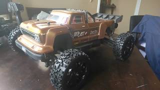 ARRMA OUTCAST 4S BLX - On 1/8 Buggy Wheels And Tires?