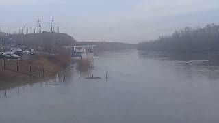 РАЗЛИВ РЕКИ ИШИМ/ ПЛОТИНА ПЕТРОПАВЛОВСКА(A flood is in Kazakhstan. The river spilled.)