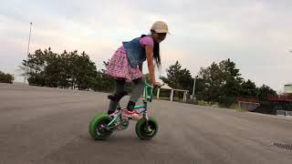 CarinBMX flatland tricks on a Wildcat Mini BMX