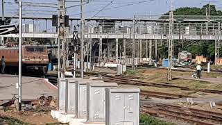 WAP 4 AND WAG 5 RESTING AT TAMBARAM | INDIAN RAILWAYS |