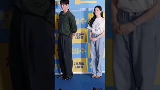 Jisoo and ahn bo hyun attending the same event at 'Smugglers' VIP premiere red carpet 🦋✨