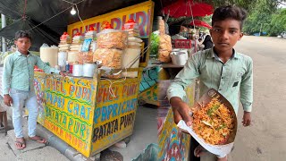 Hard Working Small Boy Making Jhal Muri at Kolkata | Indian Street Food