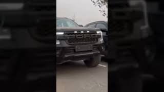 DRAG RACE: FORD ENDEAVOUR 3.2 VS TATA HARRIER 2.0