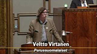 Veltto Virtanen puhuu Marko Sihvosen mielenosoituksesta