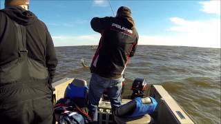 Lake of the Woods Walleye Fishing - Vertical Jigging October 2013