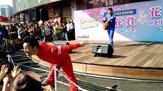 「なんでだろう～♫」 テツ＆トモの爆笑ミニライブ