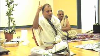 A talk on Raghavendra Swamiji by Gopeenath Galagali