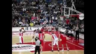 Gara 3 play off, Scavolini Siviglia-EA7 Emporio Armani