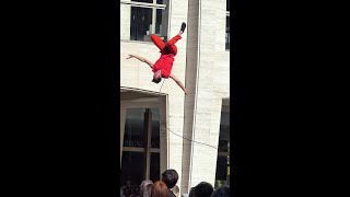 Vertical dancing, Bandaloop at Lincoln Center