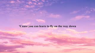 Maddie & Tae - Fly (Lyrics)