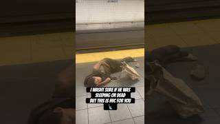 NYC HOMELESS MAN LAYING ON MTA SUBWAY PLATFORM 😱‼️ #nyc #news #mta